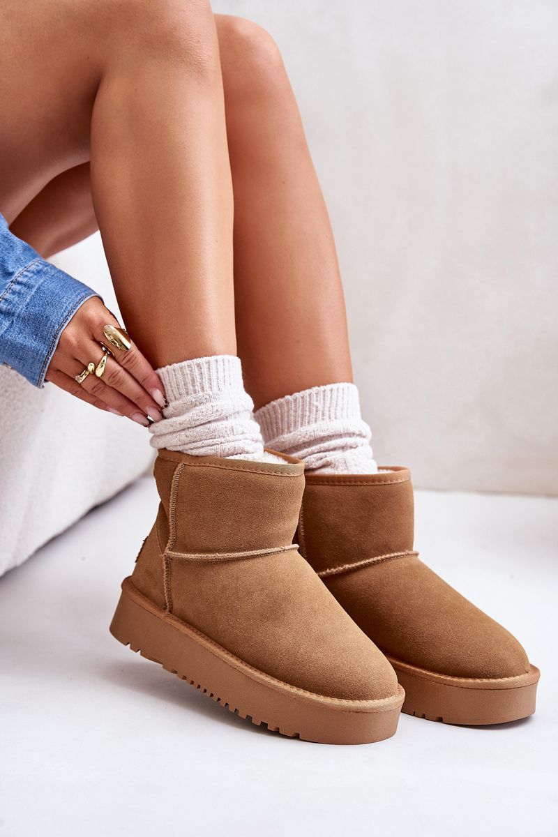 Snowboots aus Veloursleder mit Plateau in Braun