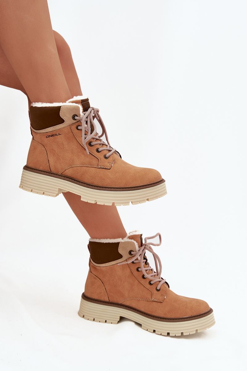 Gefütterte braune Stiefelette aus Kunstleder