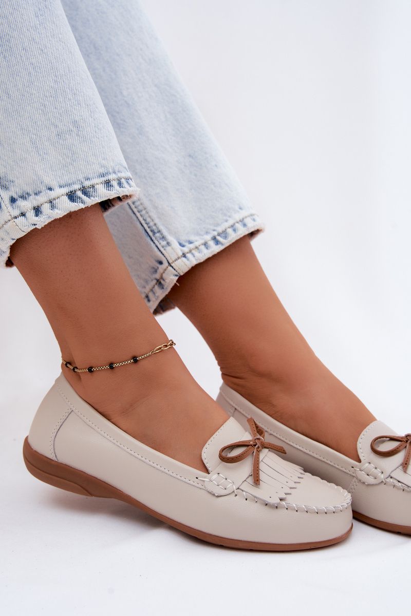Beige Mokassins aus Naturleder