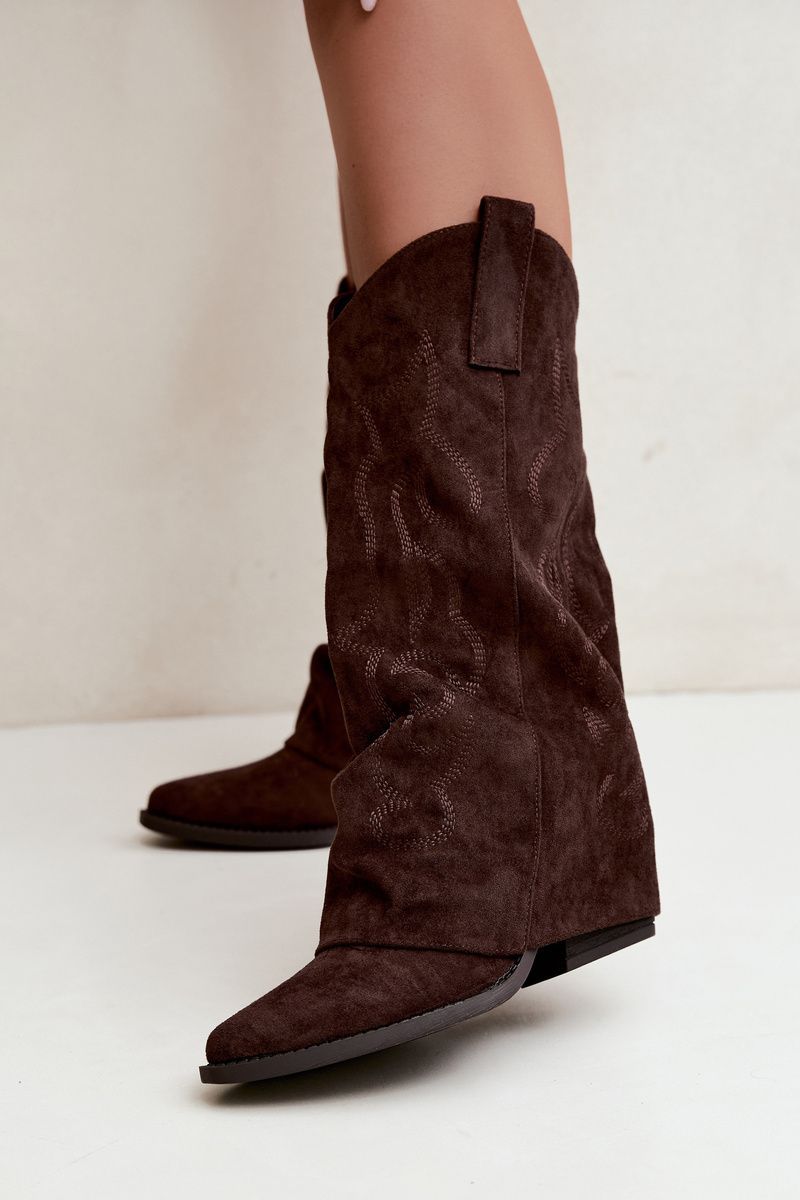 Braune Cowboy-Stiefel aus Velourslederimitat mit umgeschlagenem Schaft und Blockabsatz
