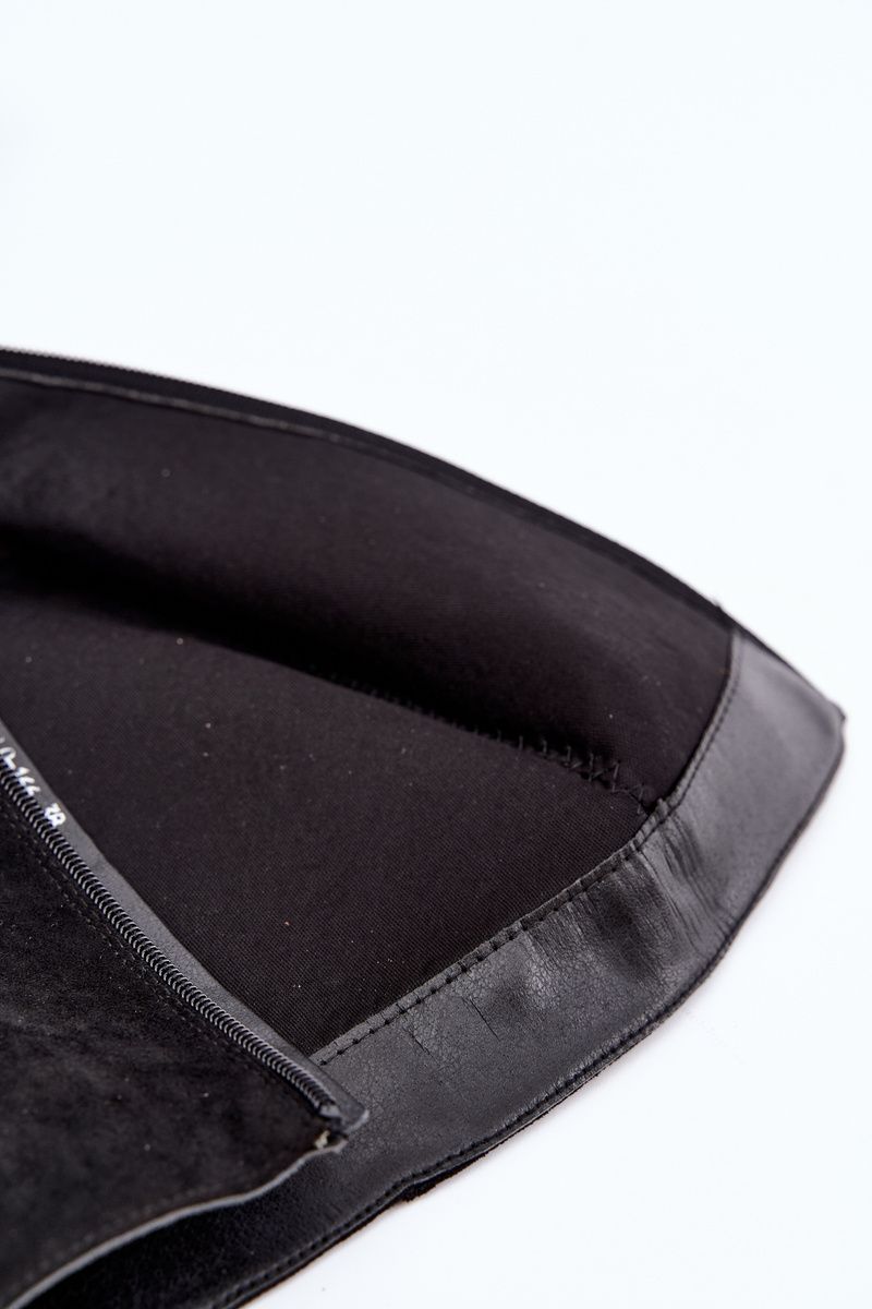 Schwarze Cowboy-Stiefelette aus Velourslederimitat mit Blockabsatz und Reißverschluss