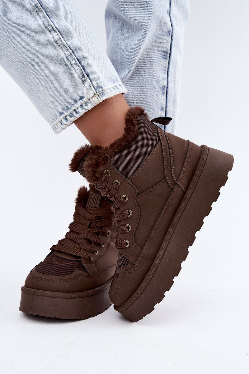 Braune Schnür-Snowboots mit Fell