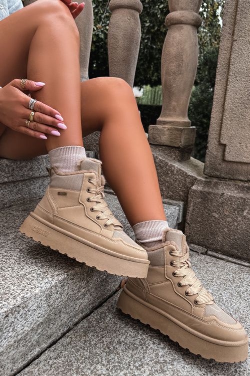 Schnür-Snowboots mit Fell beige