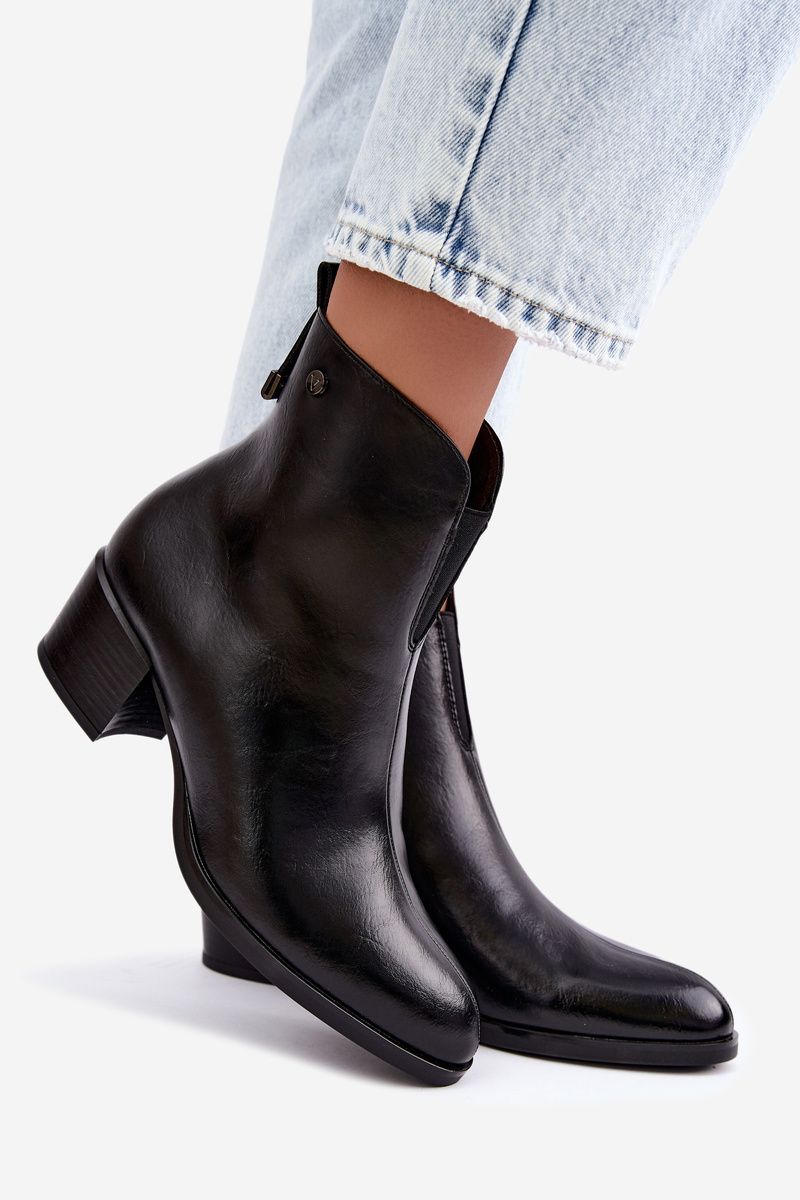 Gefütterte Stiefelette mit Blockabsatz, schwarz, Kunstleder