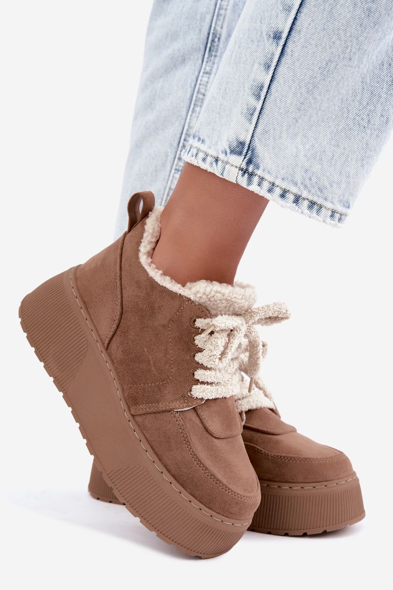Snowboots mit Lammfell auf Plateausohle, beige