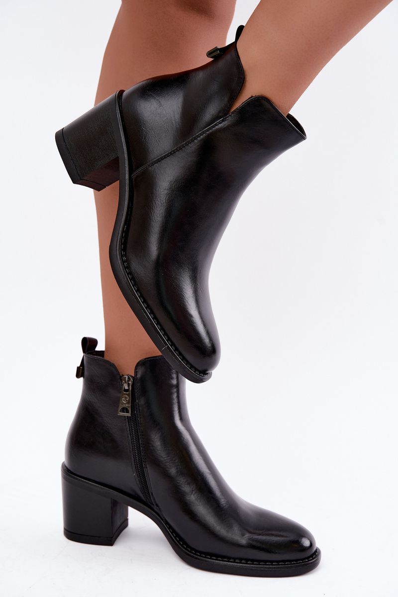 Gefütterte Stiefelette mit Blockabsatz, schwarz, Kunstleder