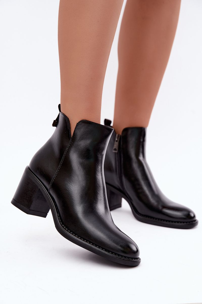 Gefütterte Stiefelette mit Blockabsatz, schwarz, Kunstleder