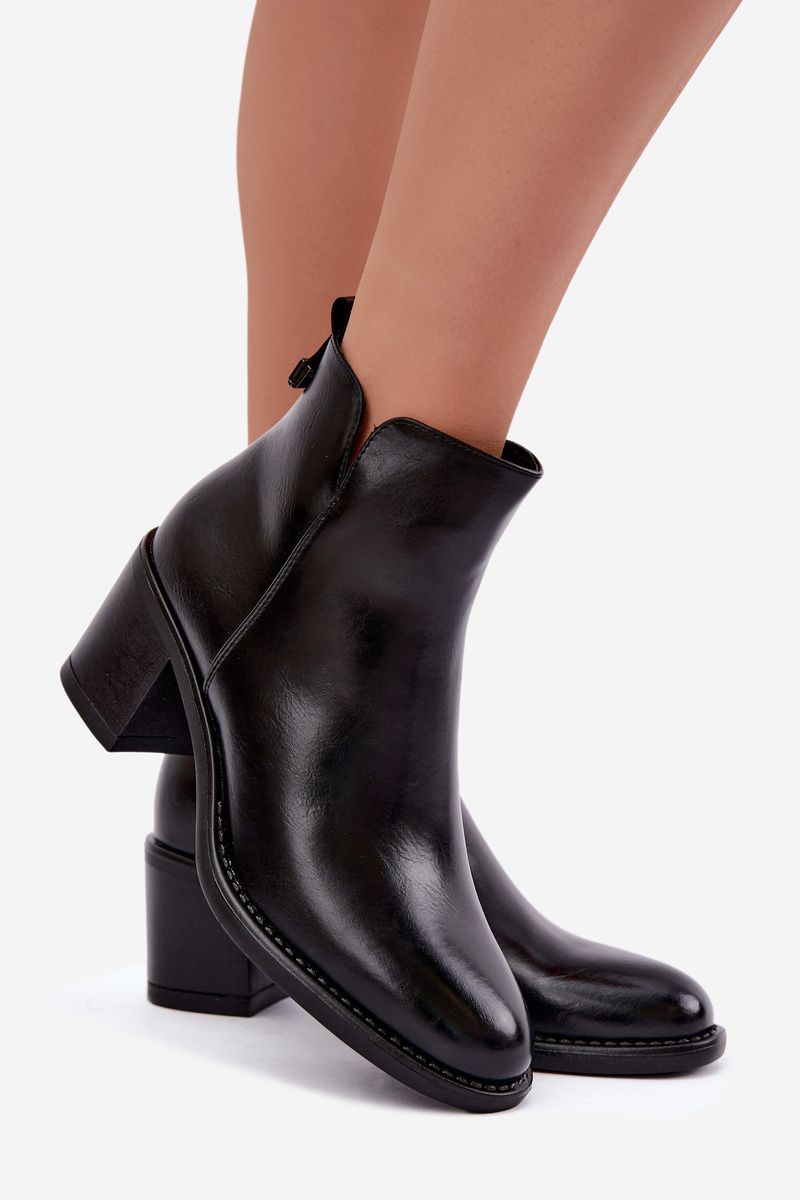 Gefütterte Stiefelette mit Blockabsatz, schwarz, Kunstleder