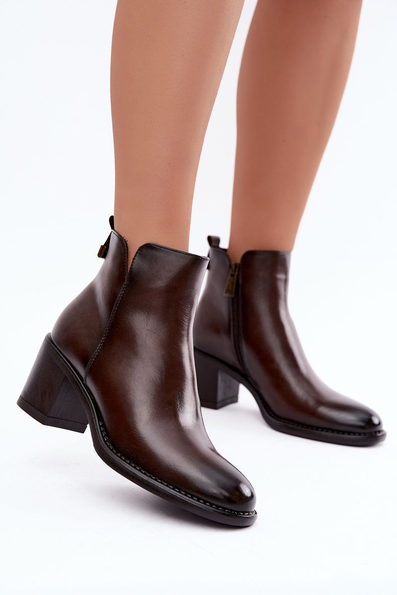 Gefütterte Stiefelette mit Blockabsatz, braun