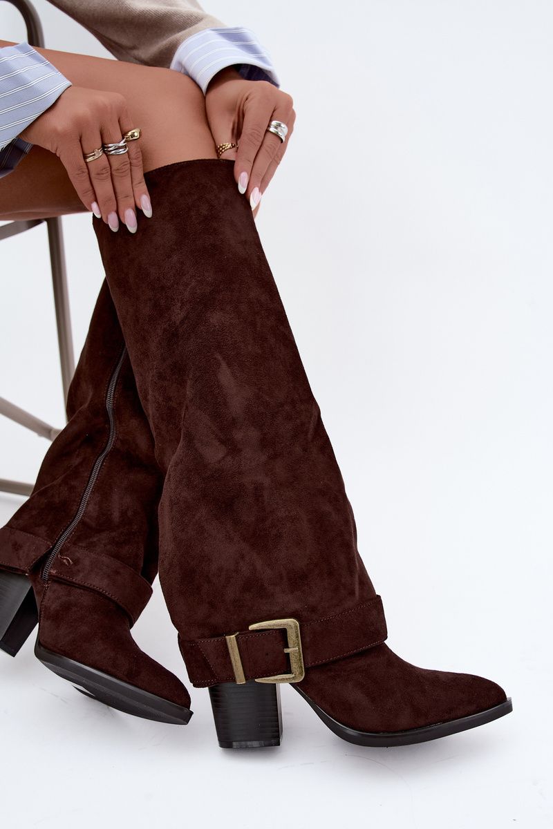 Stiefel mit Blockabsatz, umgeschlagenem Schaft und Schnalle, braun