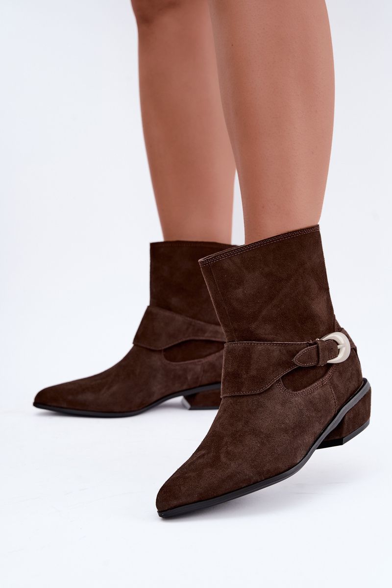 Gefütterte Stiefelette aus Wildleder in Braun mit Blockabsatz