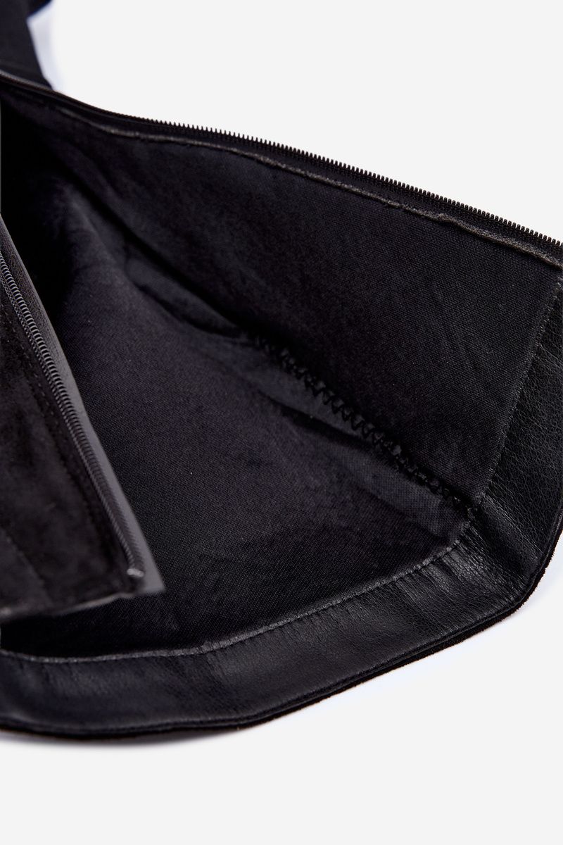Schwarze Veloursstiefel mit Raffung und Blockabsatz