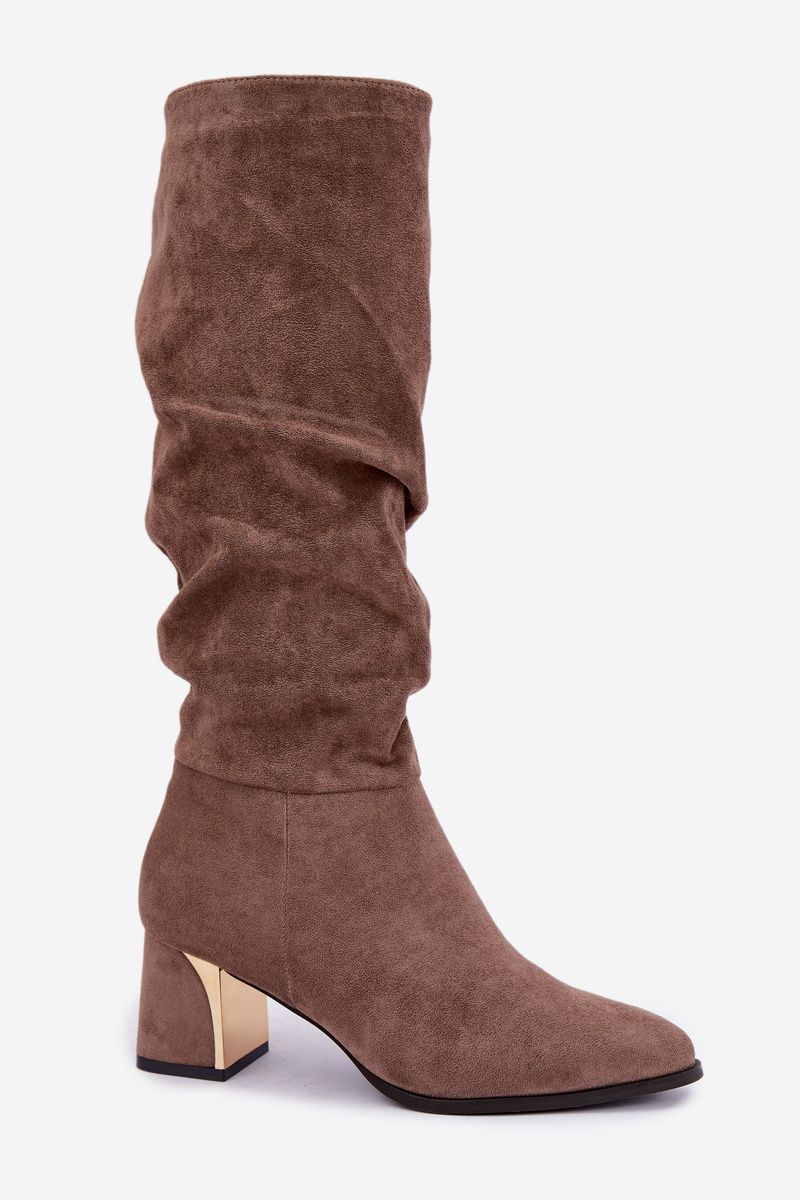 Beige gefütterte Stiefel mit Falten und Blockabsatz