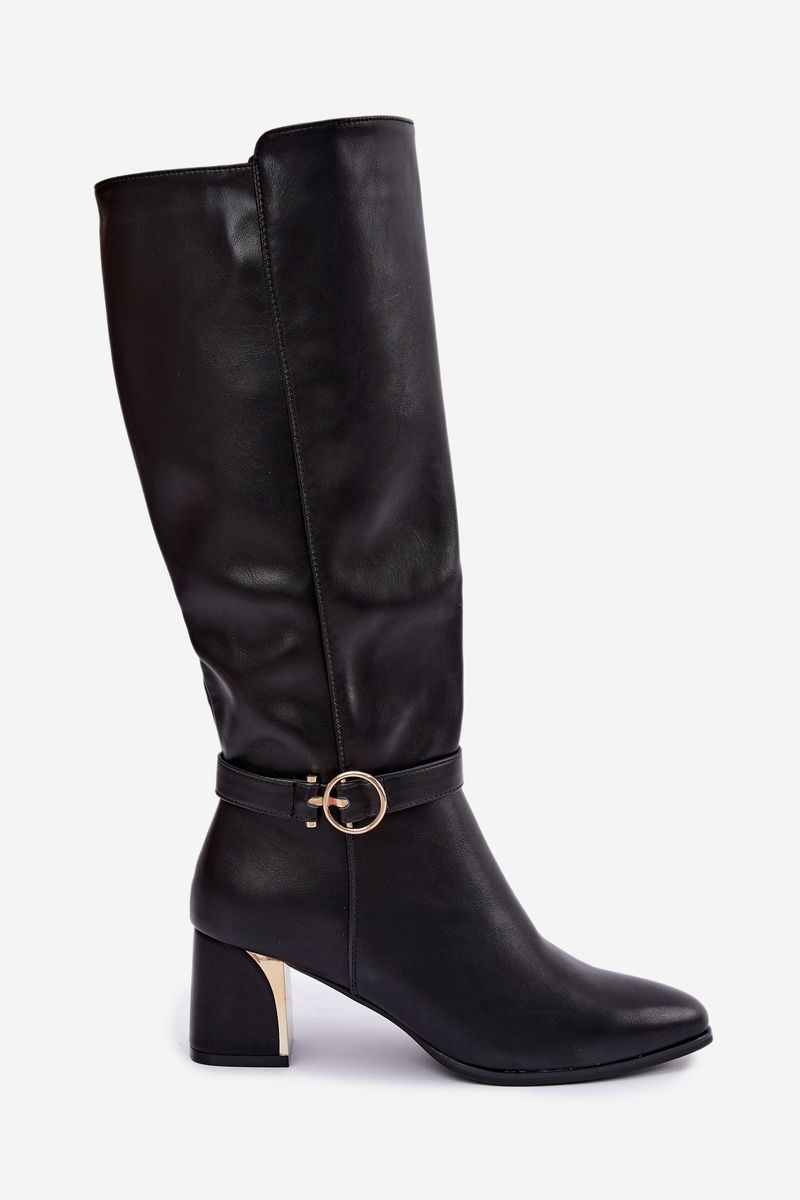 Gefütterte Stiefel mit Absatz und dekorativem Riemen schwarz