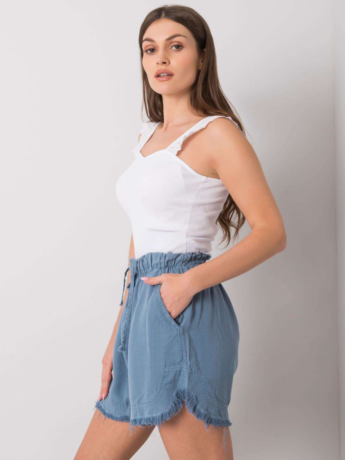 Weißes gestreiftes Top