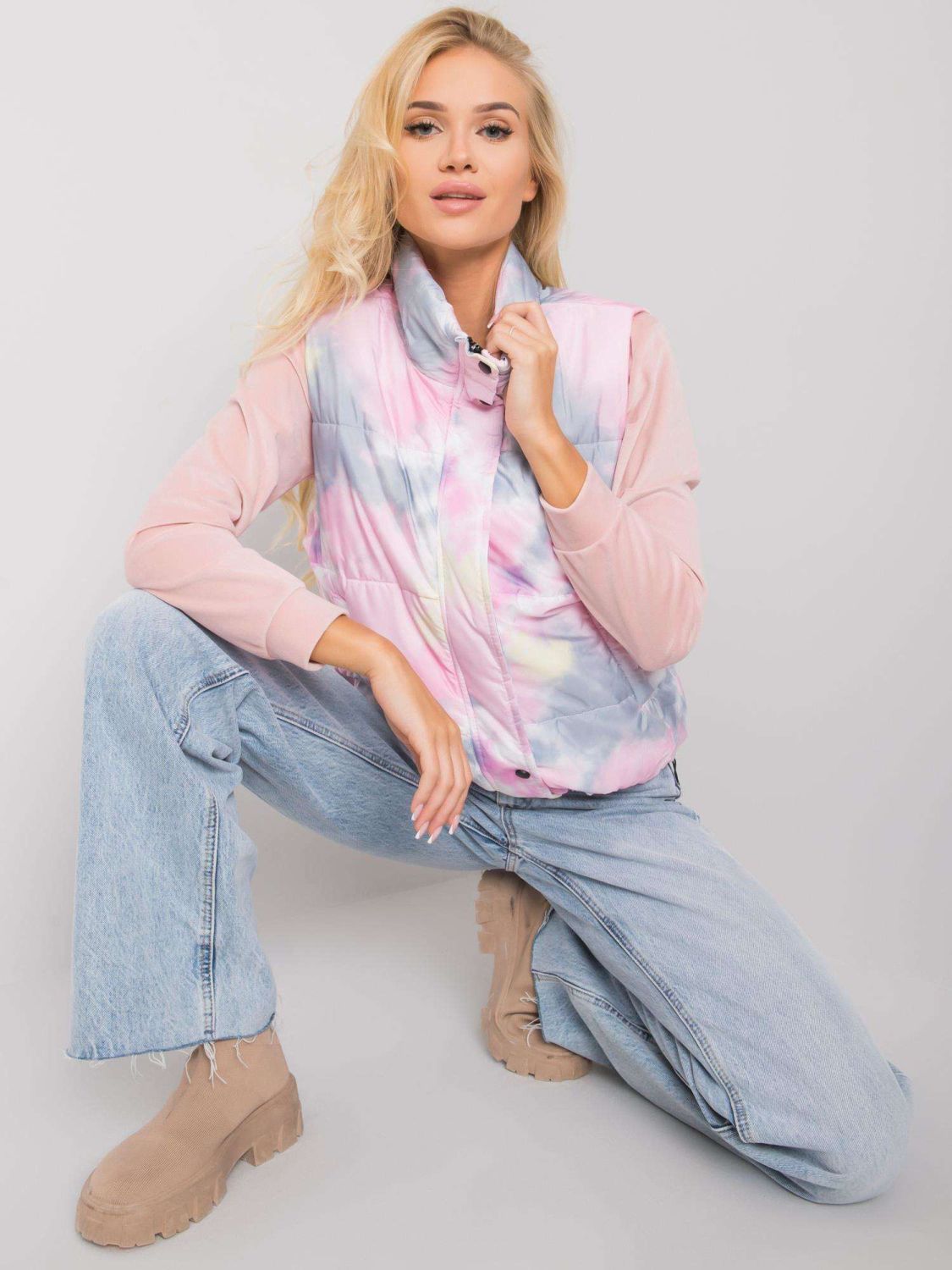 Grau-rosa Weste