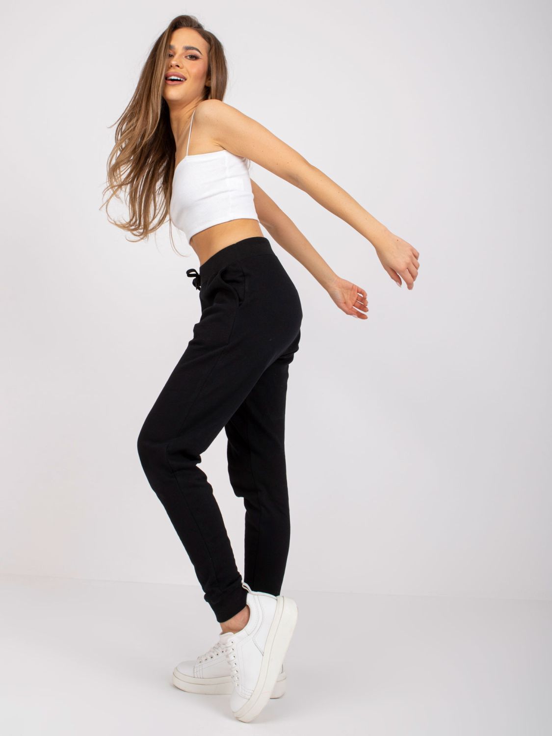 Stylische schwarze Jogginghosen