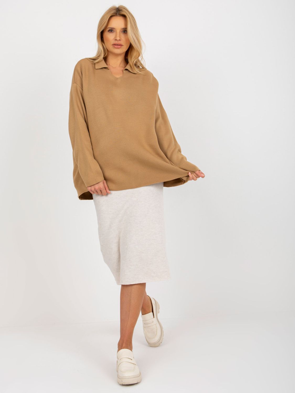 Camelfarbener Damen Oversize Pullover mit Kragen RUE PARIS