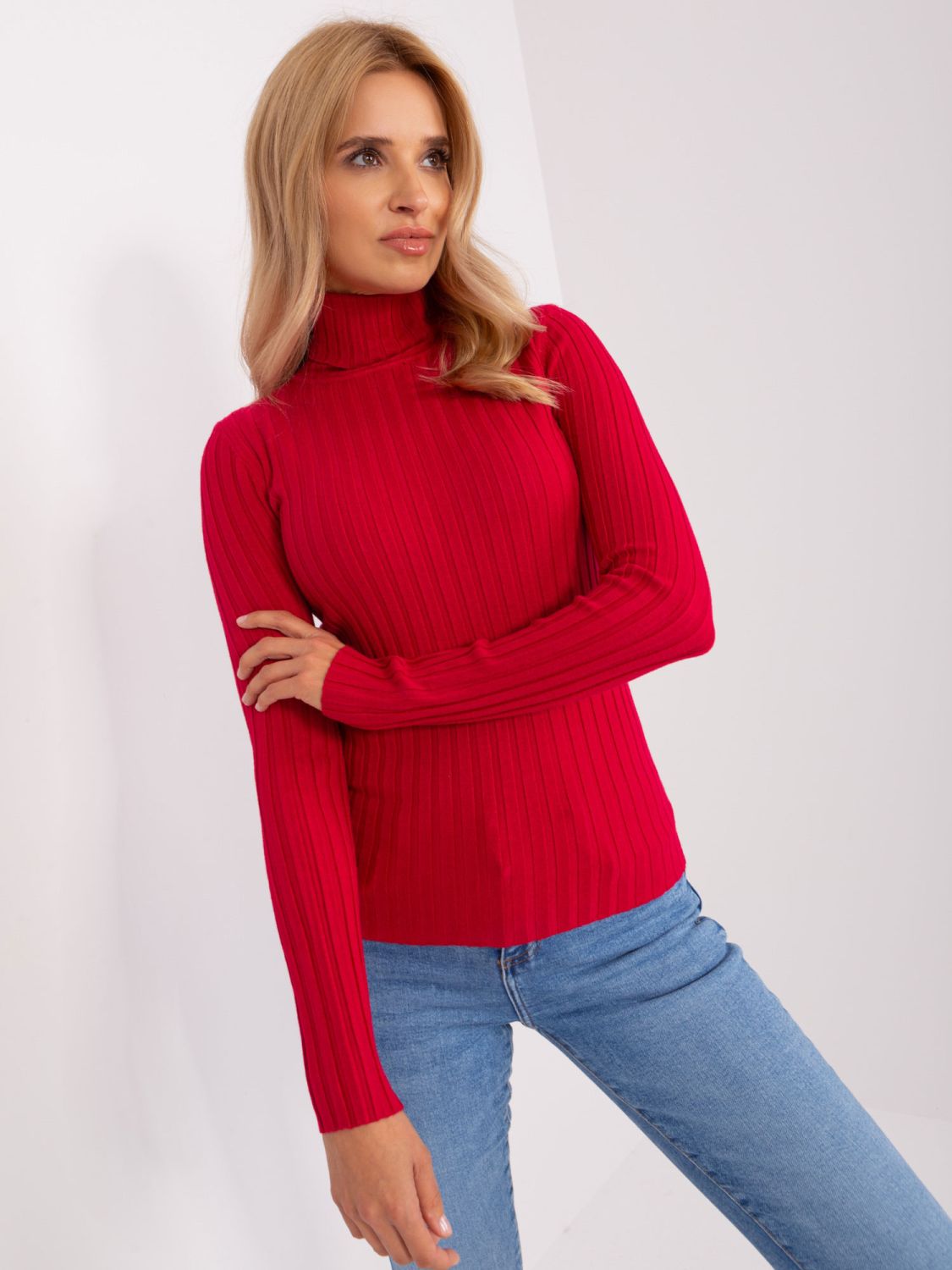 Roter Damenpullover mit Rollkragen aus Viskose
