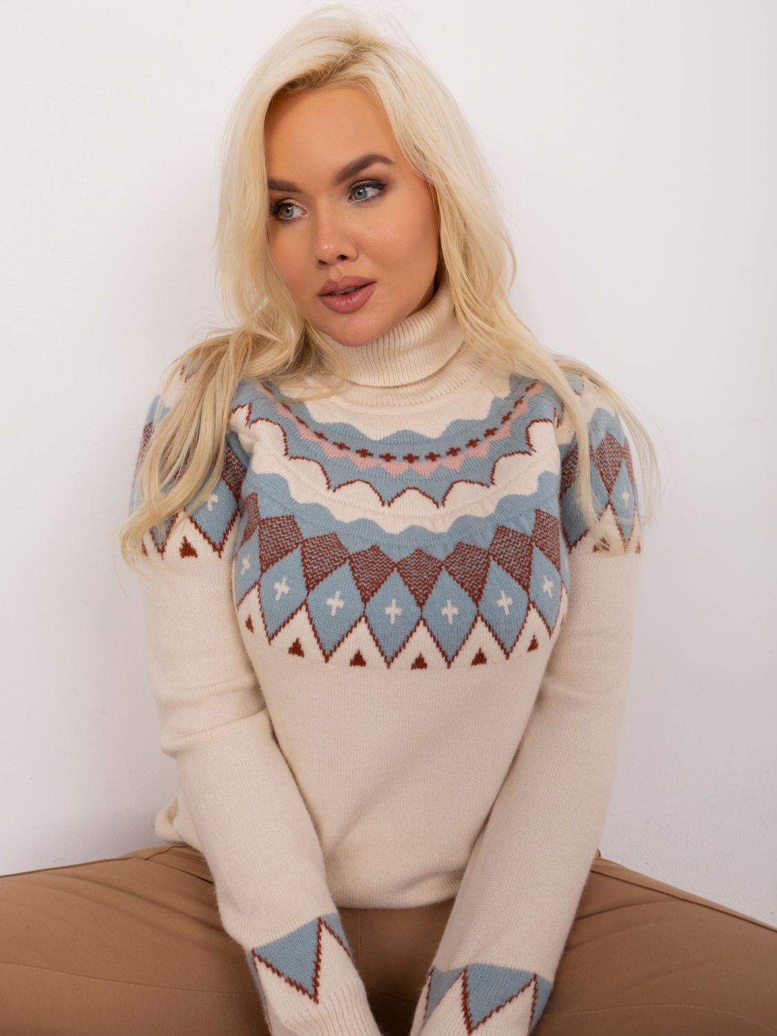 Helle beige Damen Pullover in Übergröße mit geometrischem Muster