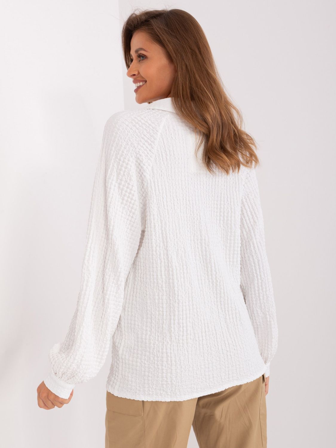 Ecru lockere Bluse mit V-Ausschnitt