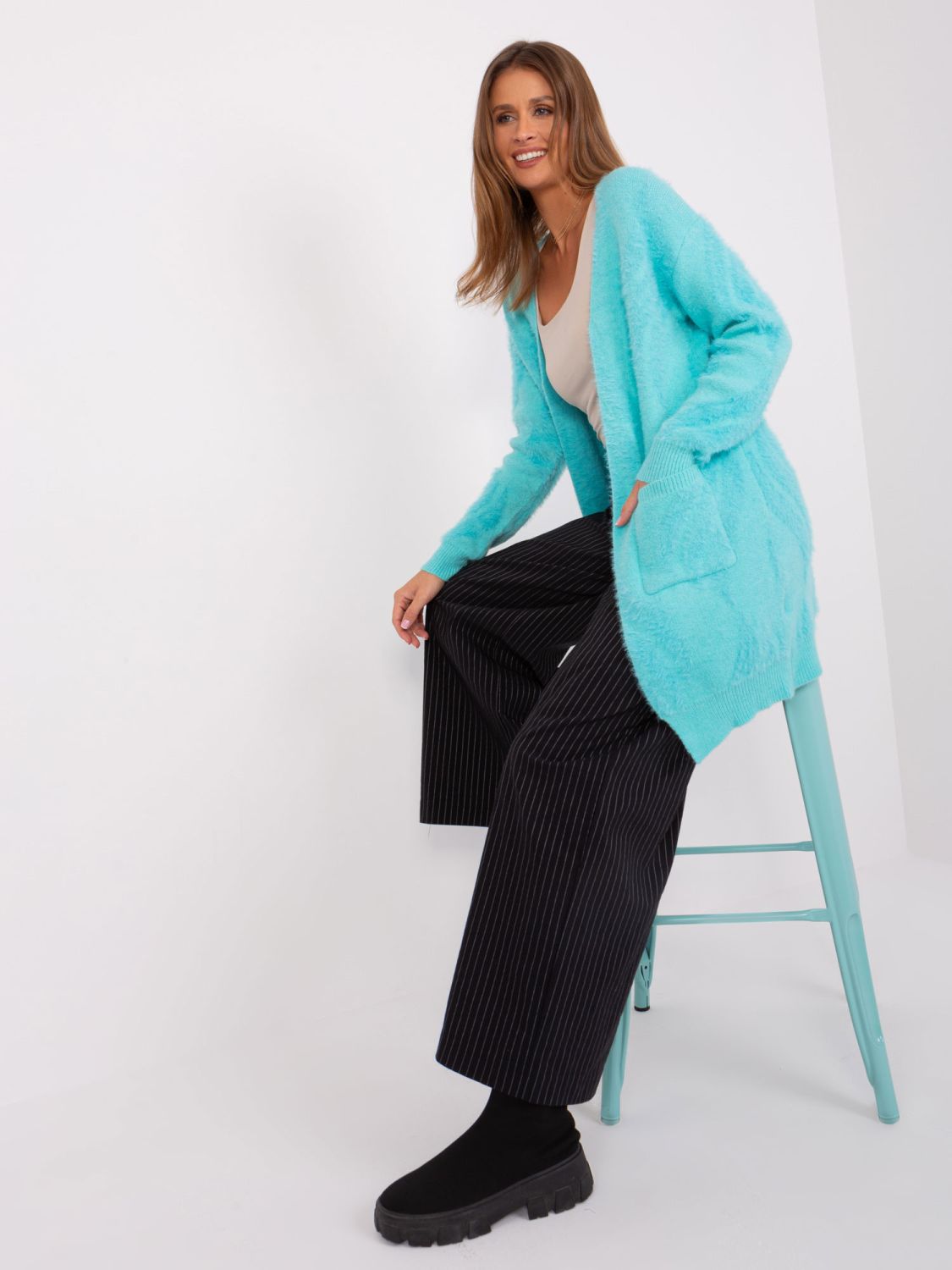 Mintfarbener gemusterter Cardigan ohne Verschluss