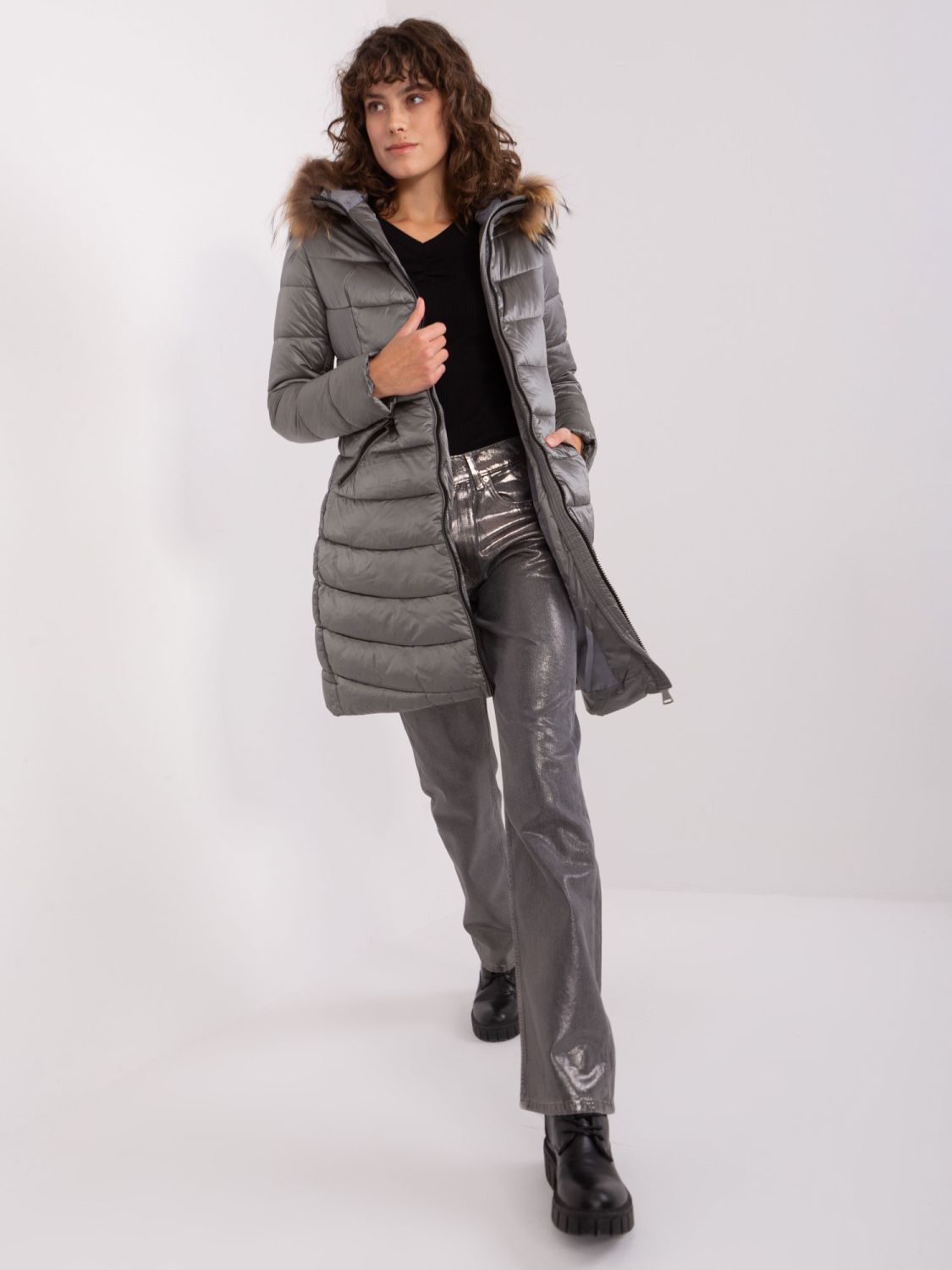 Dunkelgraue Winter Steppjacke
