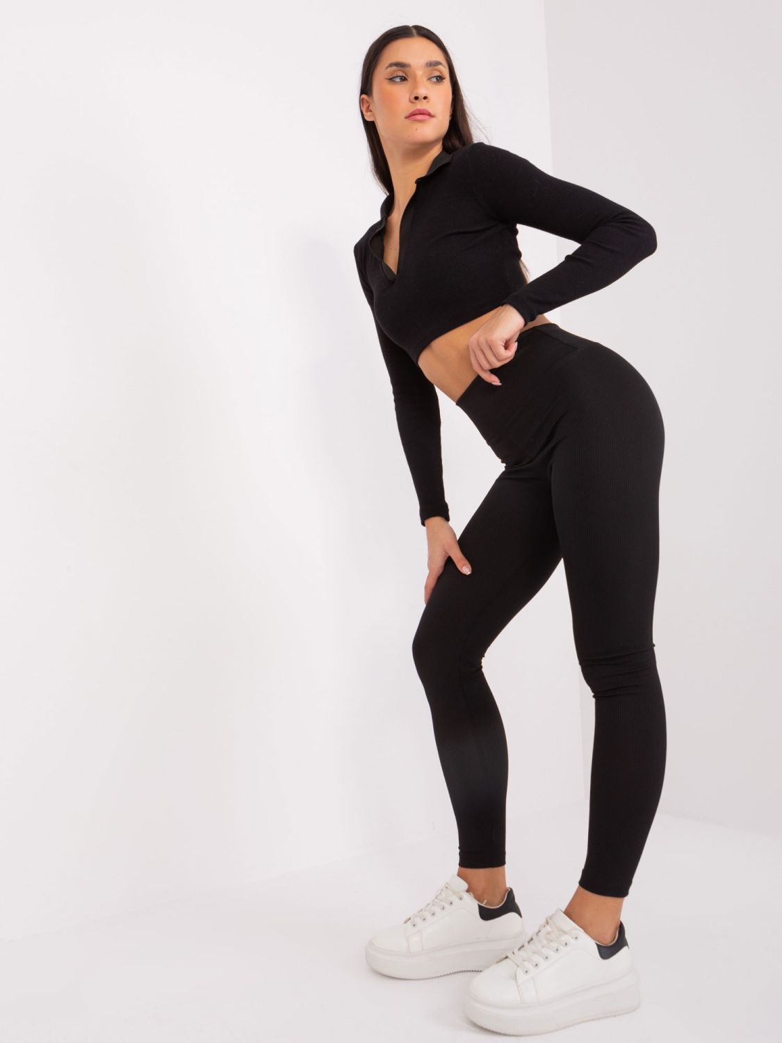Schwarze Sportleggings mit Streifen