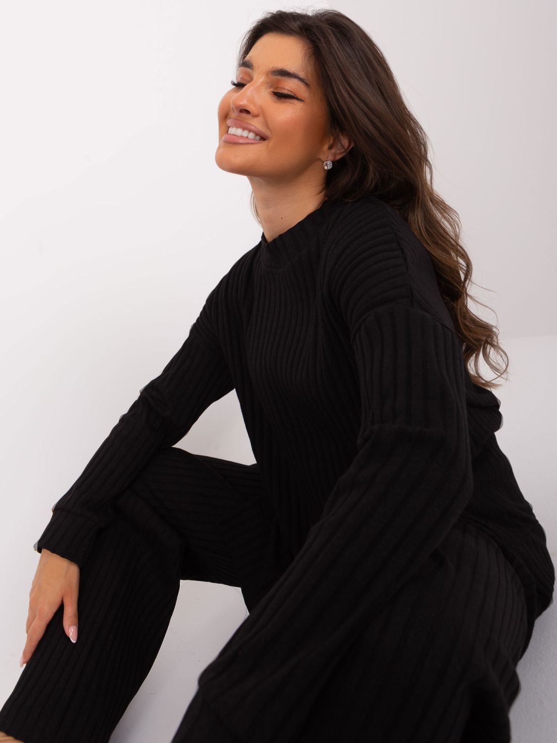 Stylisches schwarzes Set