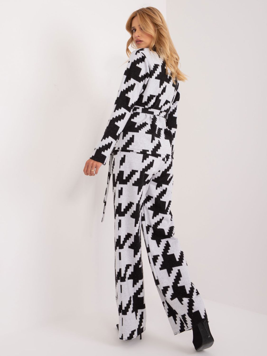 Stylisches Set in Grau-Schwarz