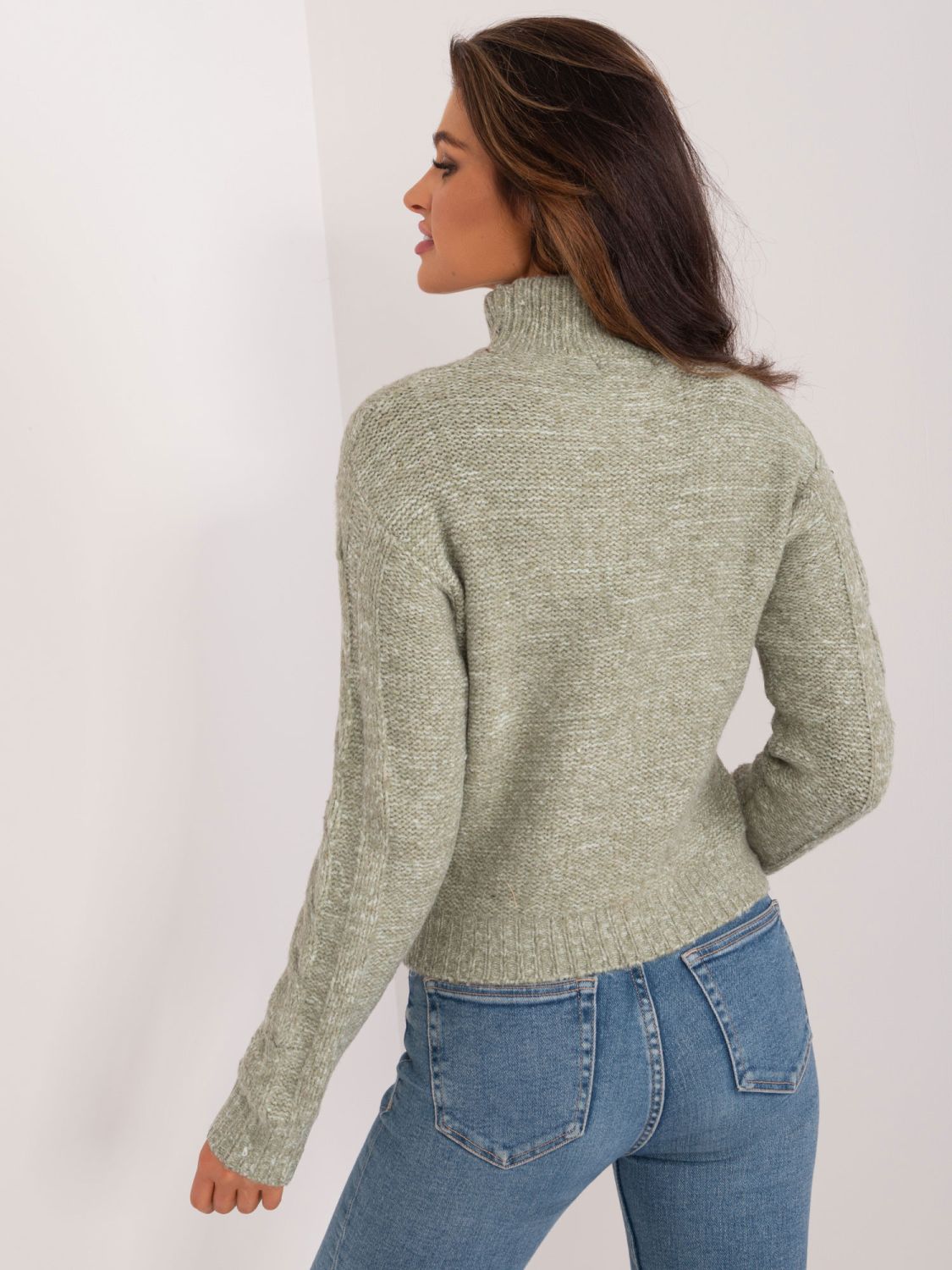 Bequemer Pullover mit langen Ärmeln in Pistazienfarbe