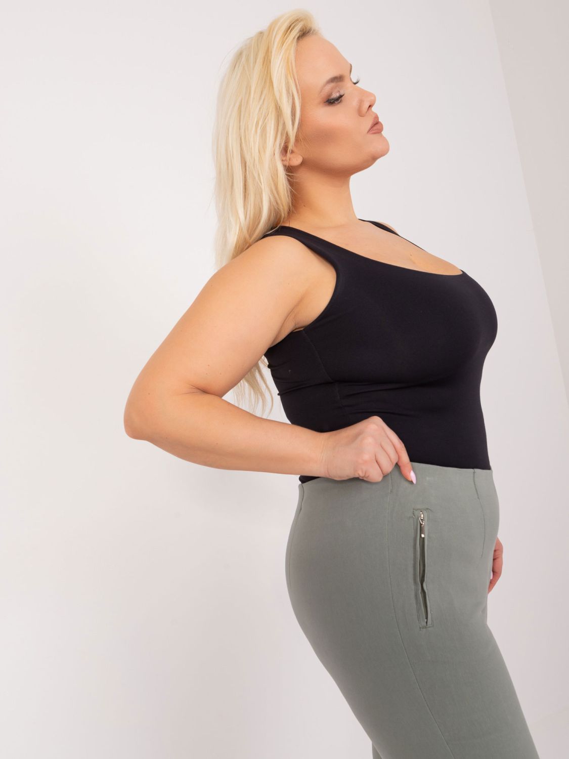 Khaki Hose mit hohem Bund
