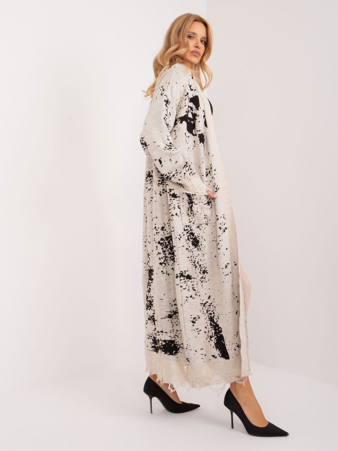 Stylischer Cardigan in hellem Beige