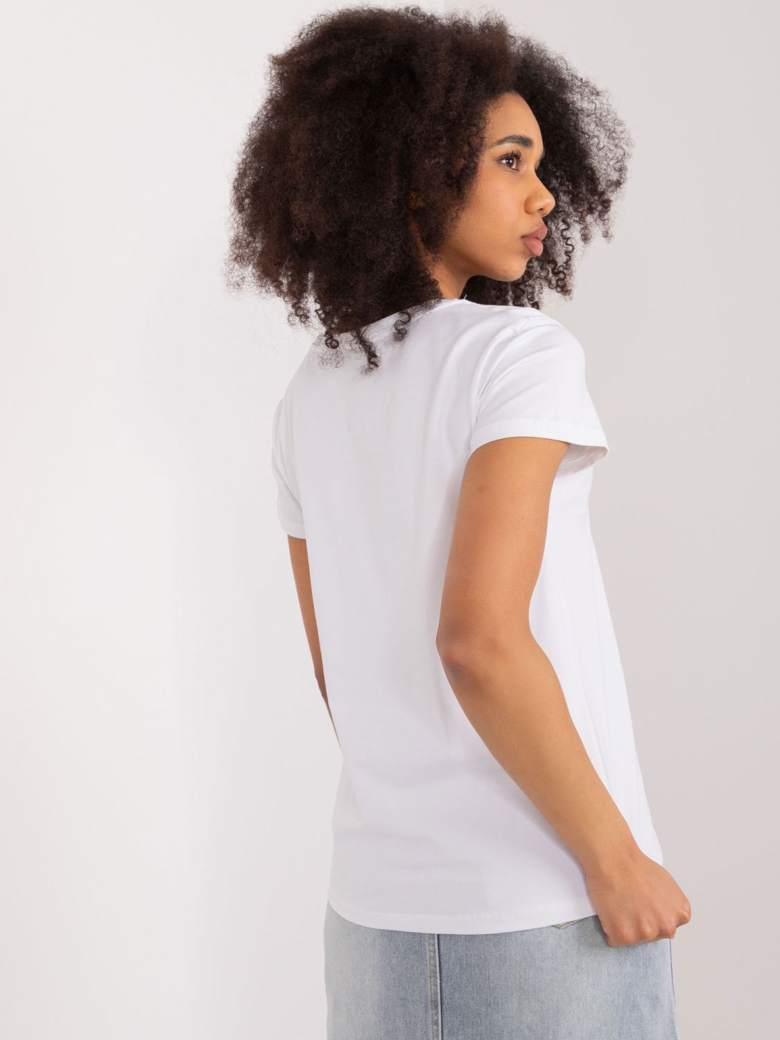 Weiße Bluse mit Applikation und Stickerei