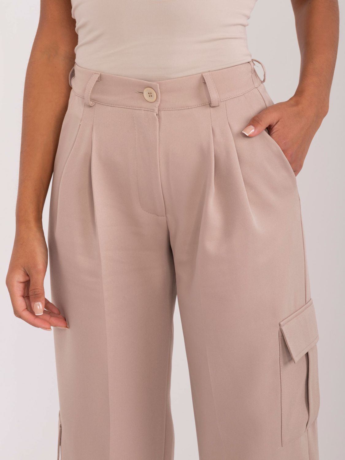 Beige Cargo-Hosen