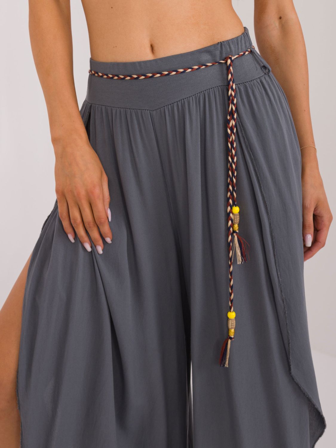 Stylische graue Hose