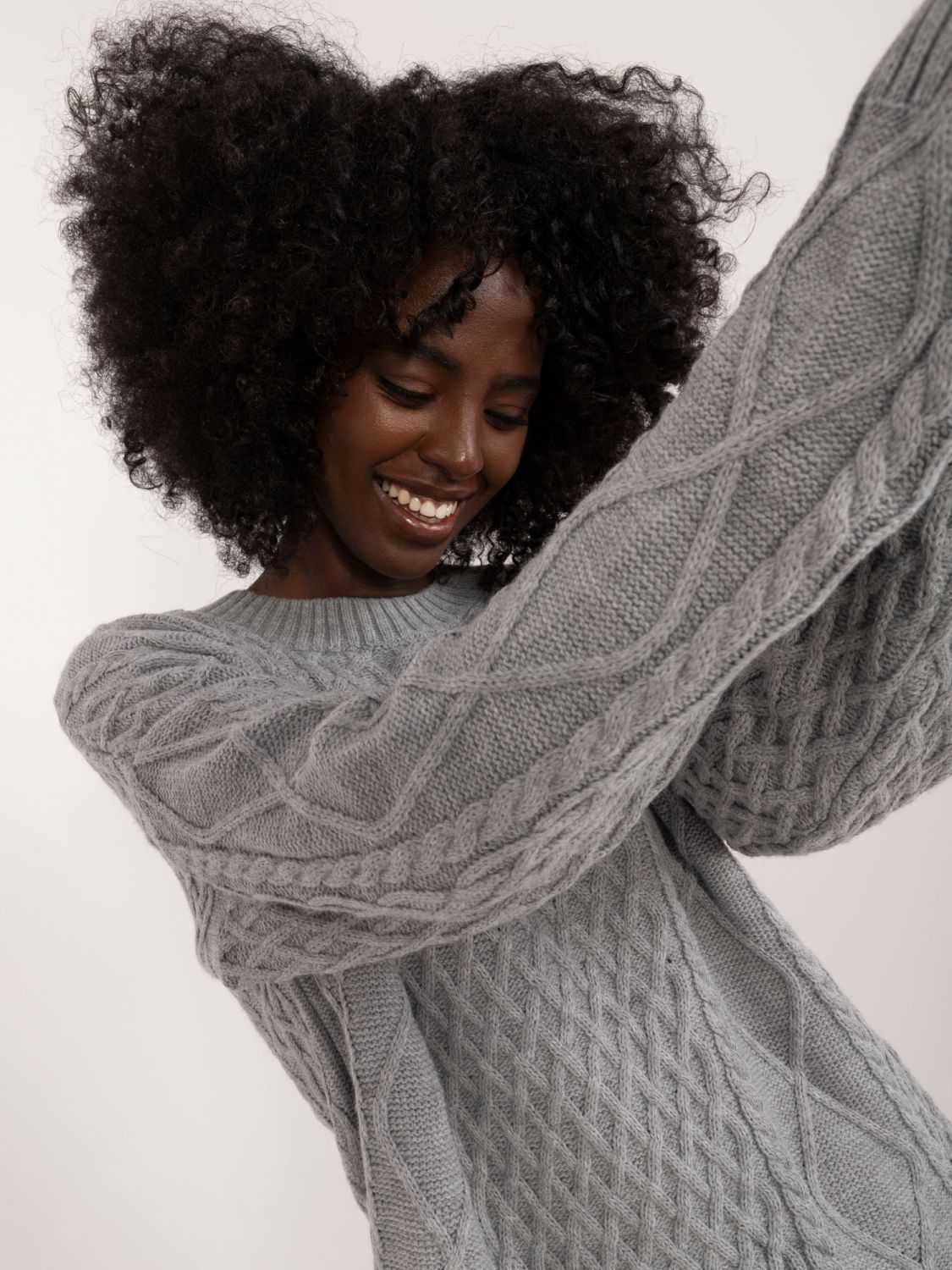 Stilvolles graues Kleid