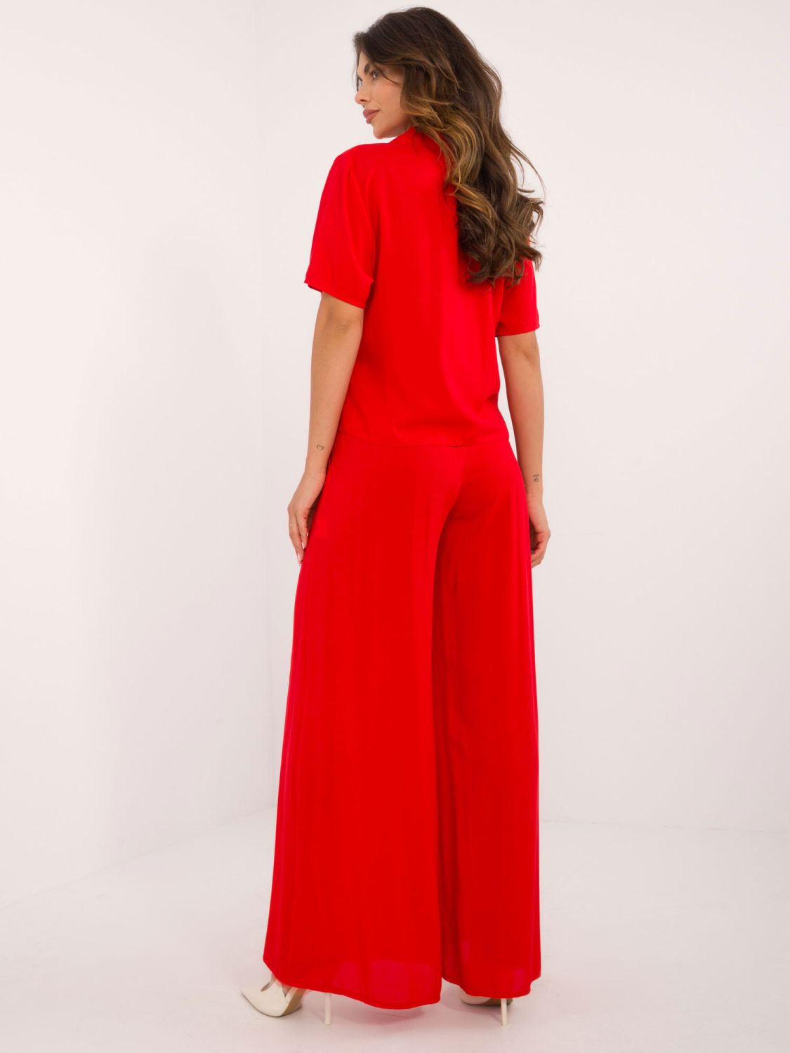 Stylisches rotes Set