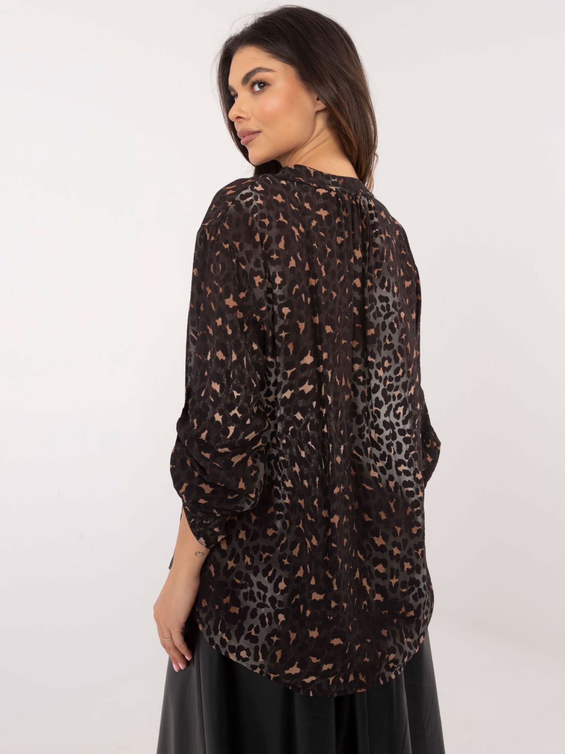 Stylische Bluse mit langen Ärmeln in Grau