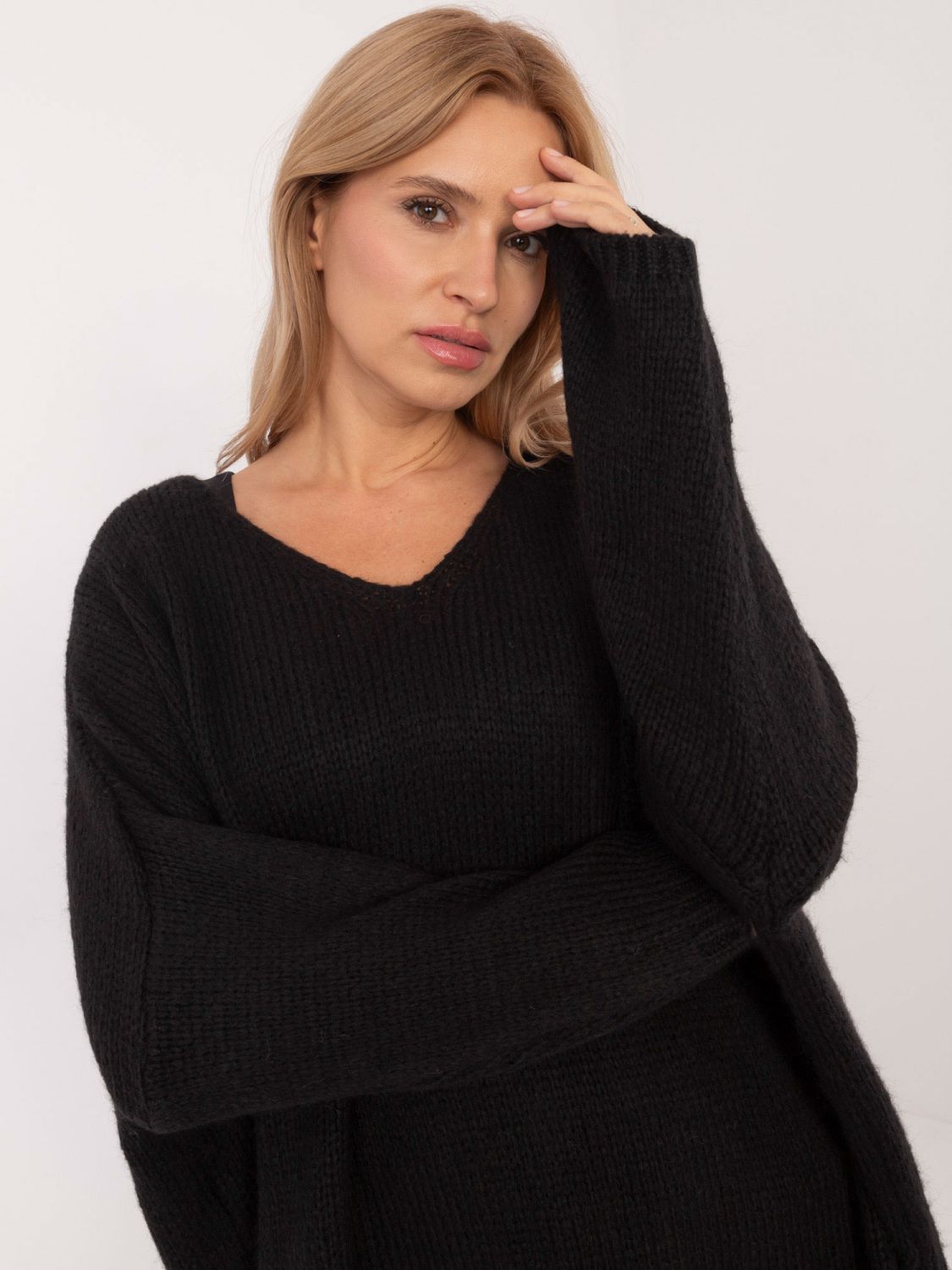 Eleganter schwarzer Pullover