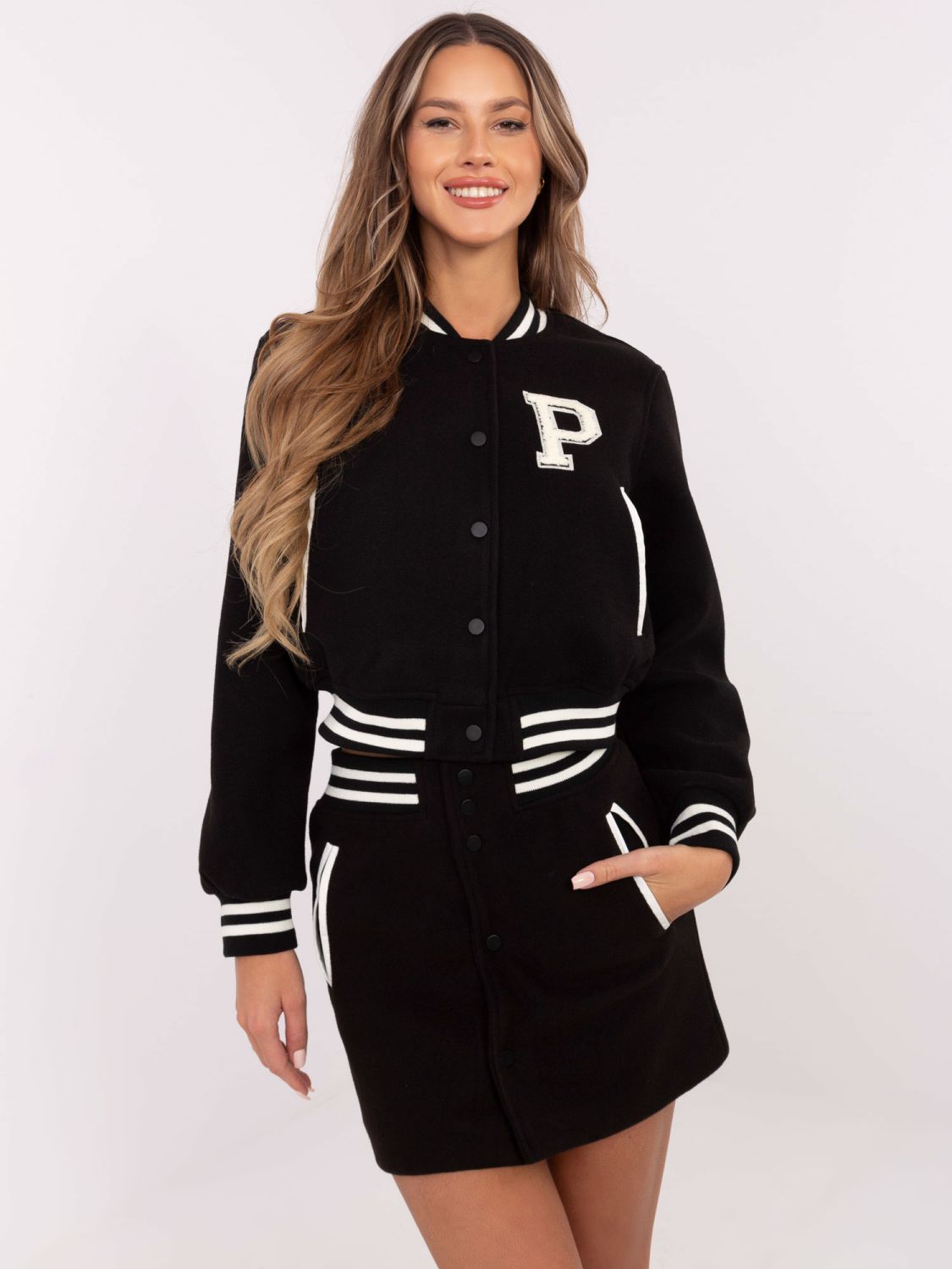 Eleganter schwarzer Komplettanzug