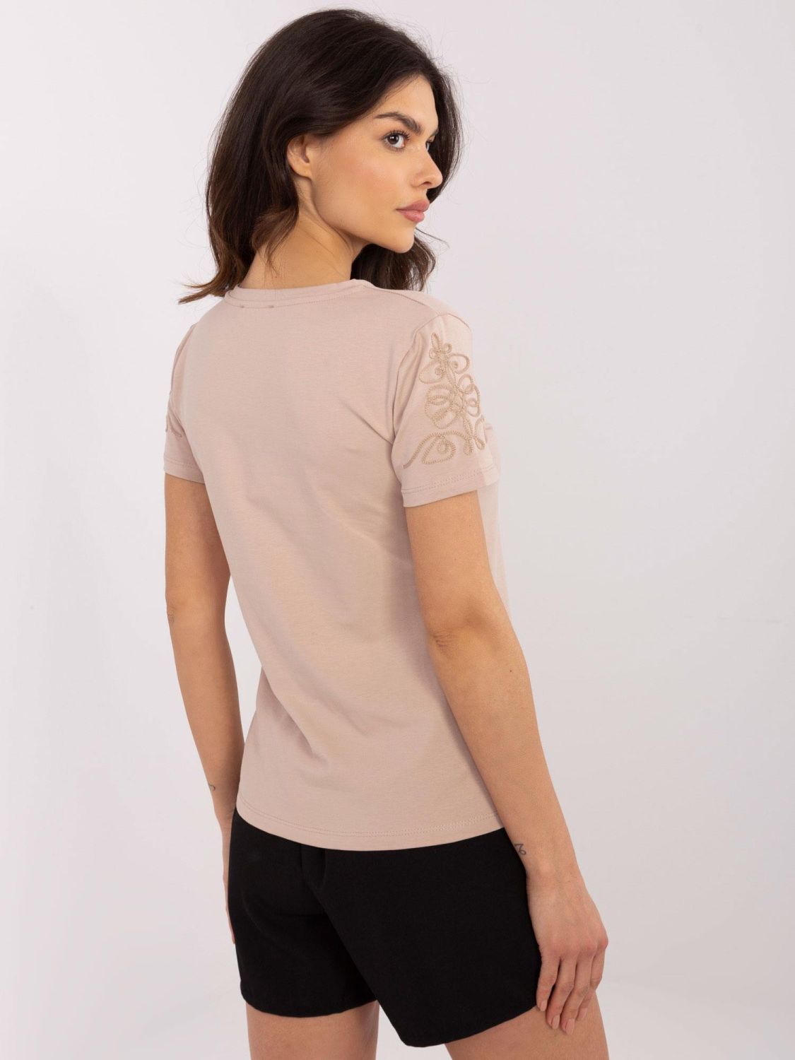 Beige T-Shirt mit kurzen Ärmeln
