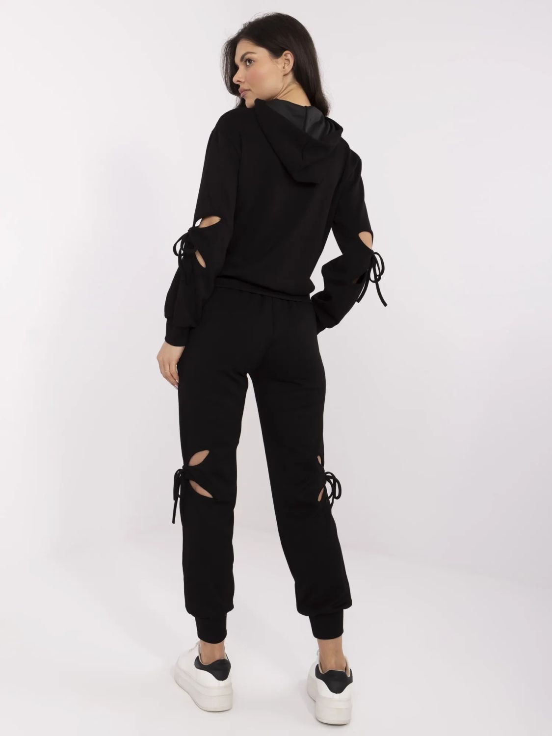 Stylisches schwarzes Set