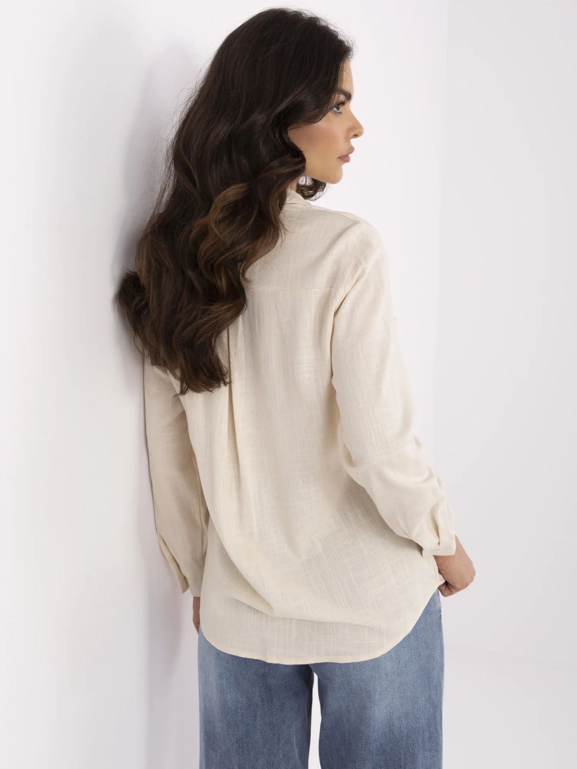 Beige klassische Bluse mit langen Ärmeln