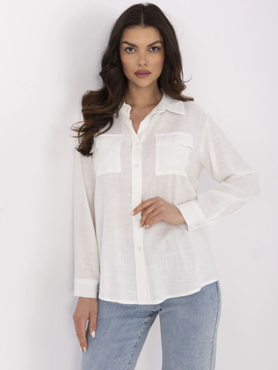 Elegante ecru Bluse mit langen Ärmeln
