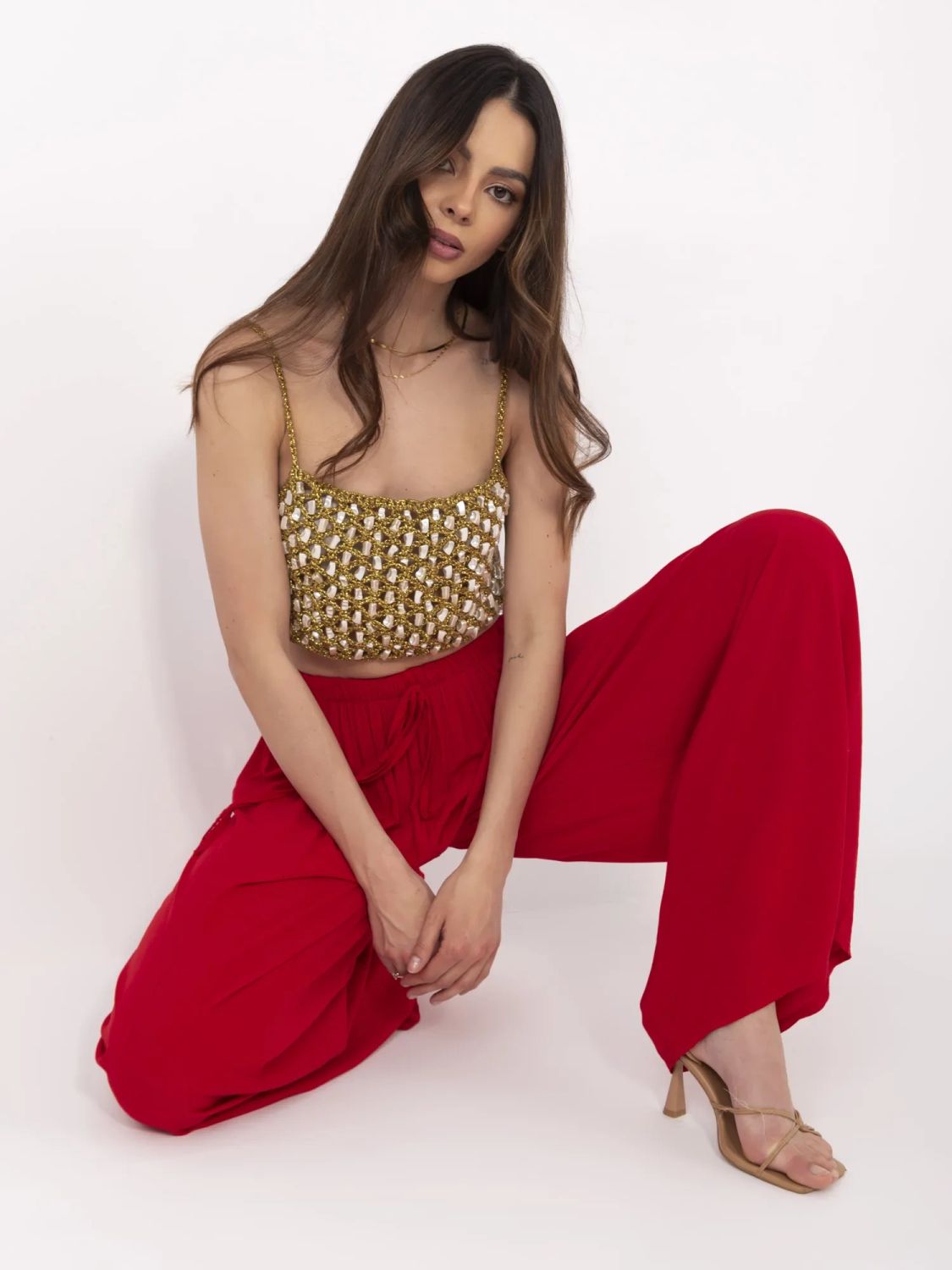 Stylische rote Hose