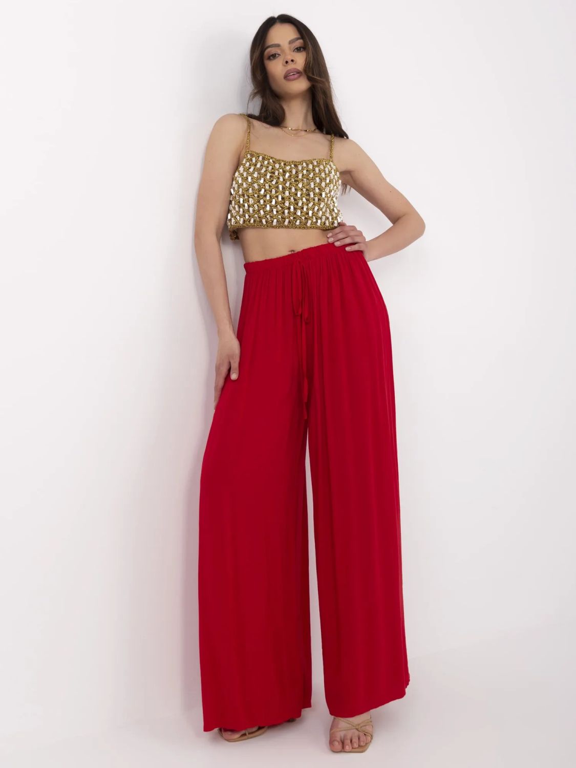 Stylische rote Hose