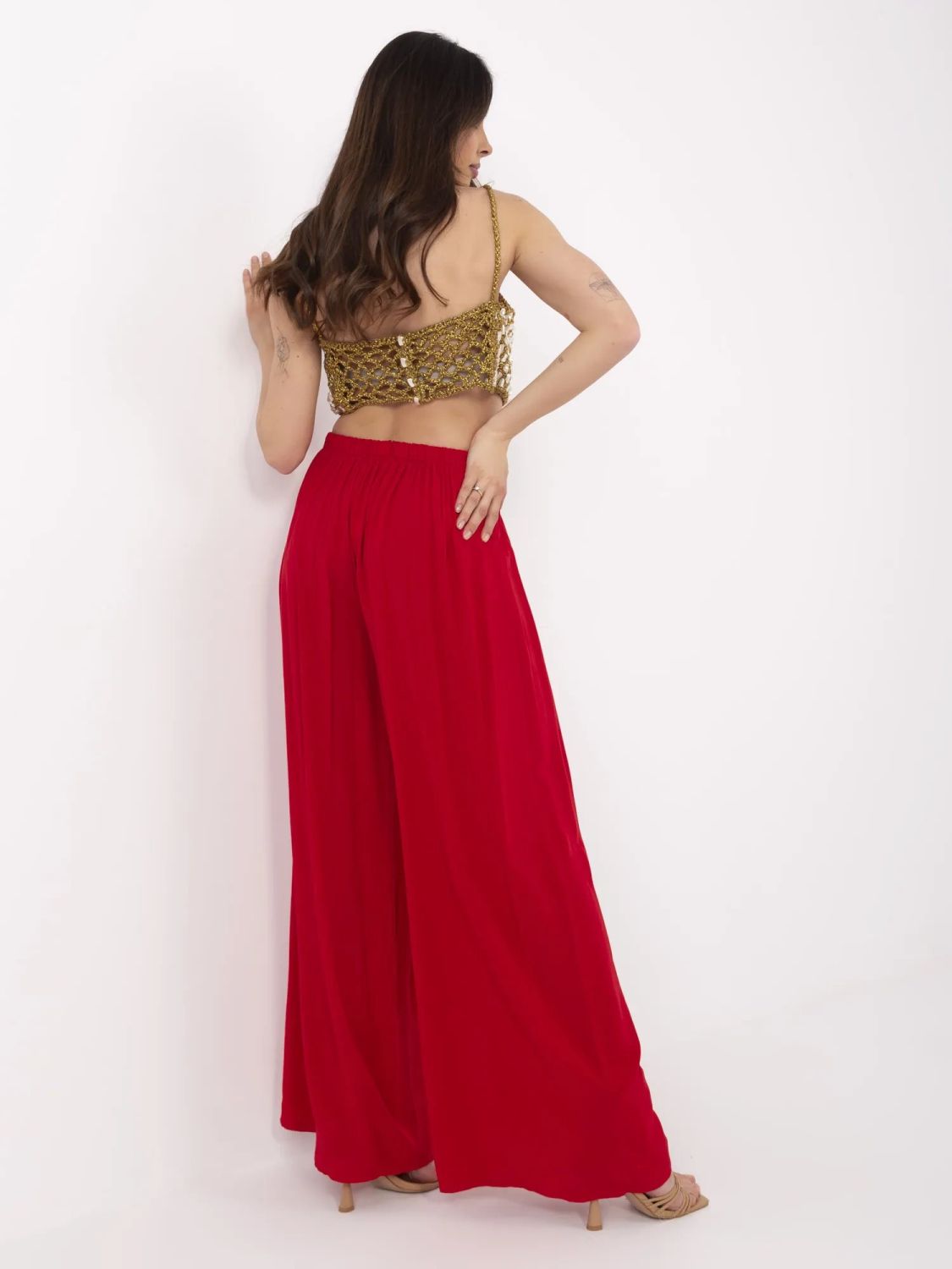 Stylische rote Hose