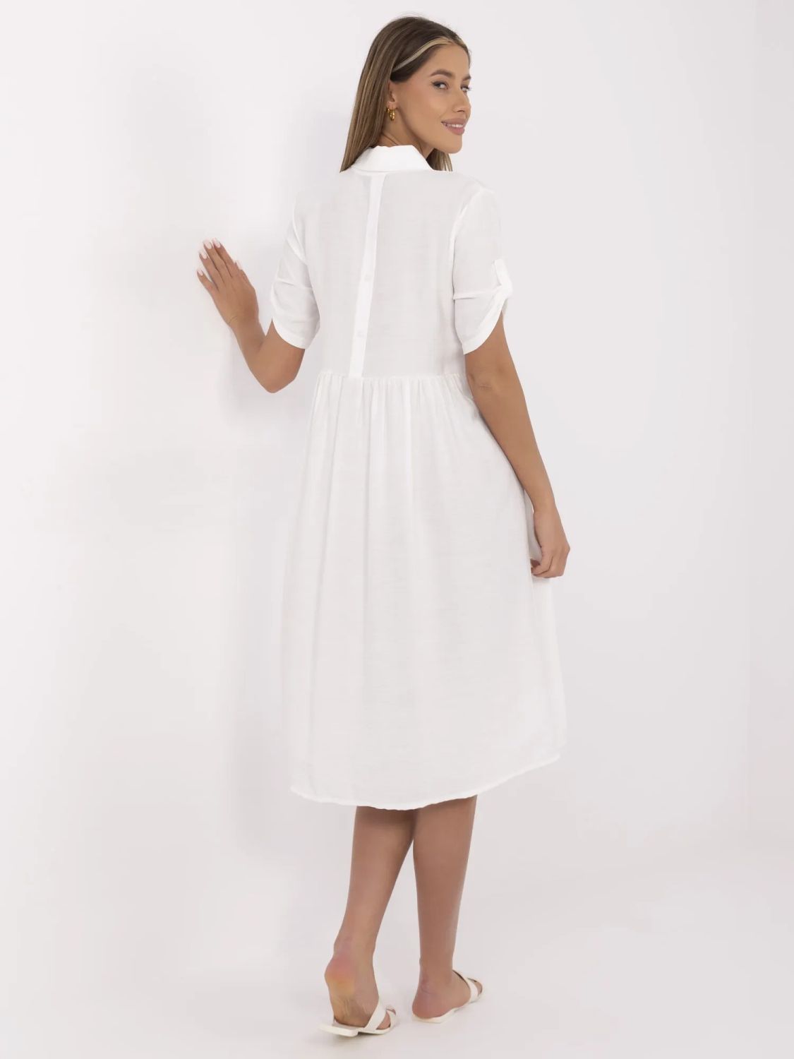 Elegantes ausgestelltes Kleid in Ecru