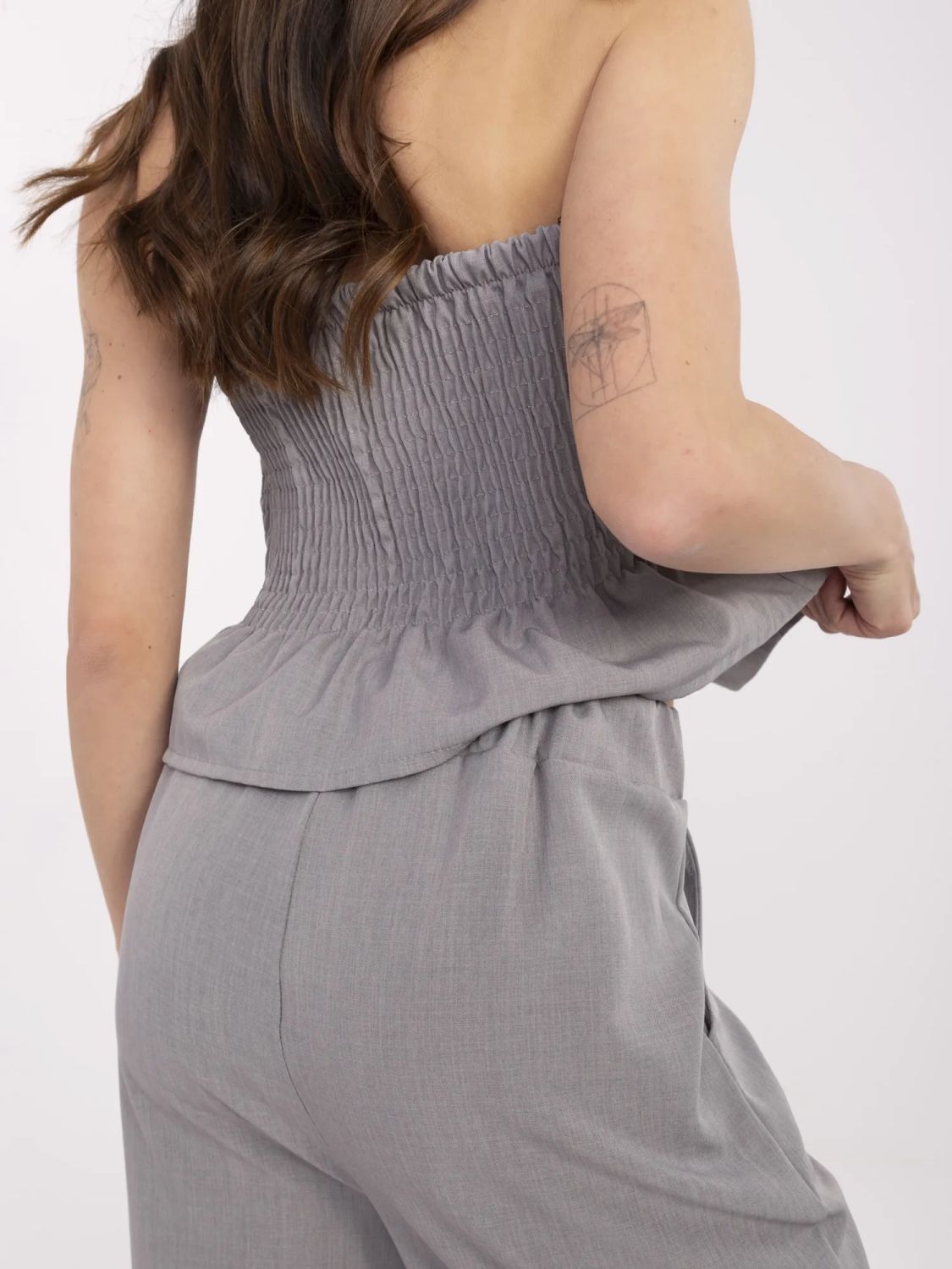 Elegantes Set in Grau